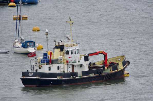 26 June 2020 - 15-29-28
Trinity House Vessel Mair comes in for an overnight stay. All to check on one buoy - the yellow cross at Warfleet comes under Trinity House jurisdiction.
-------------------------------------------
THV Mair maintenance ship.